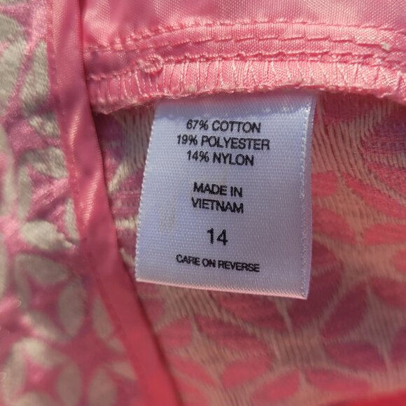 New York & Company‎ Geometric Patterned Shorts - Picture 5 of 5